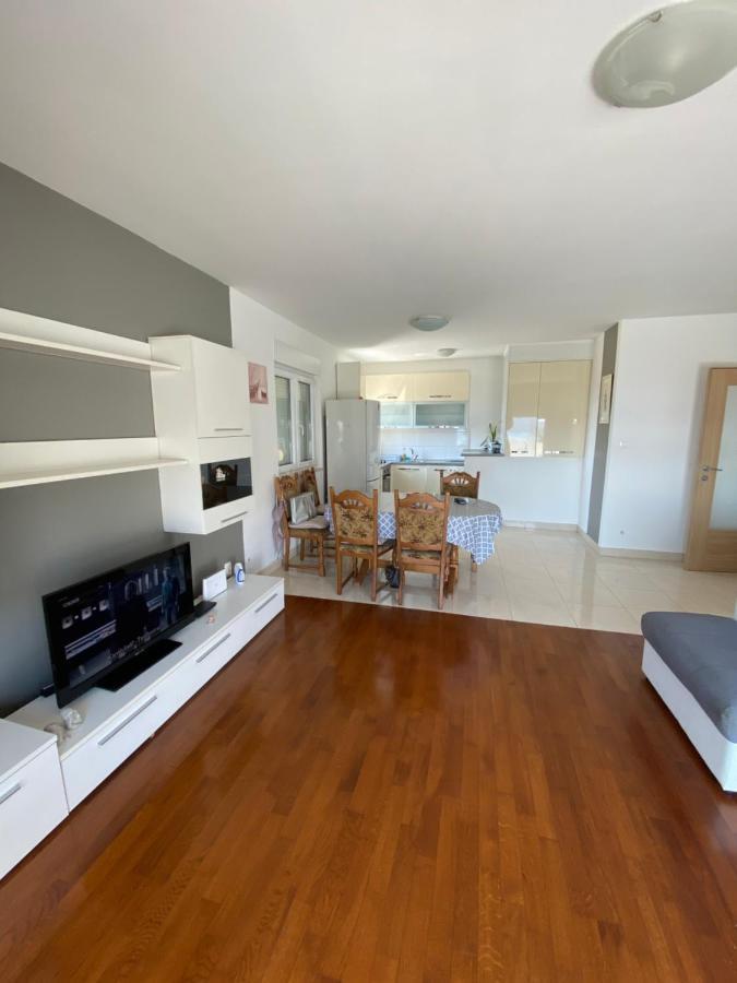Apartman Mila Apartment Kastela Bagian luar foto